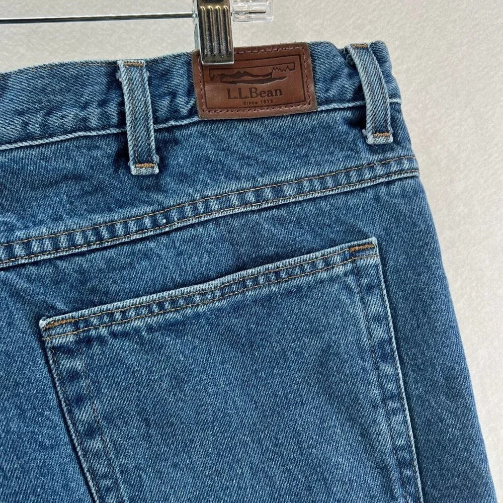 LL Bean Jeans Mens Sz 40 x 29 Fleece Lined Classic Fit Medium Washed Denim Blue - Picture 8 of 11